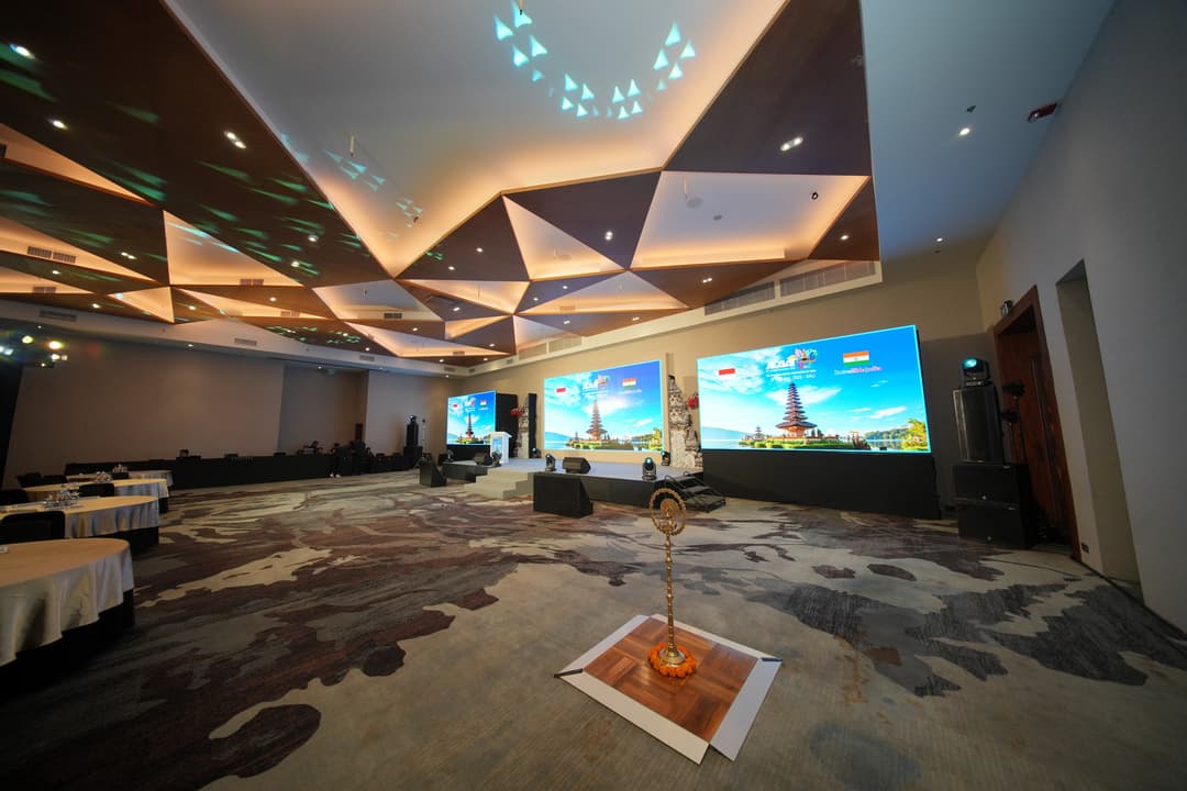 Booth meeting